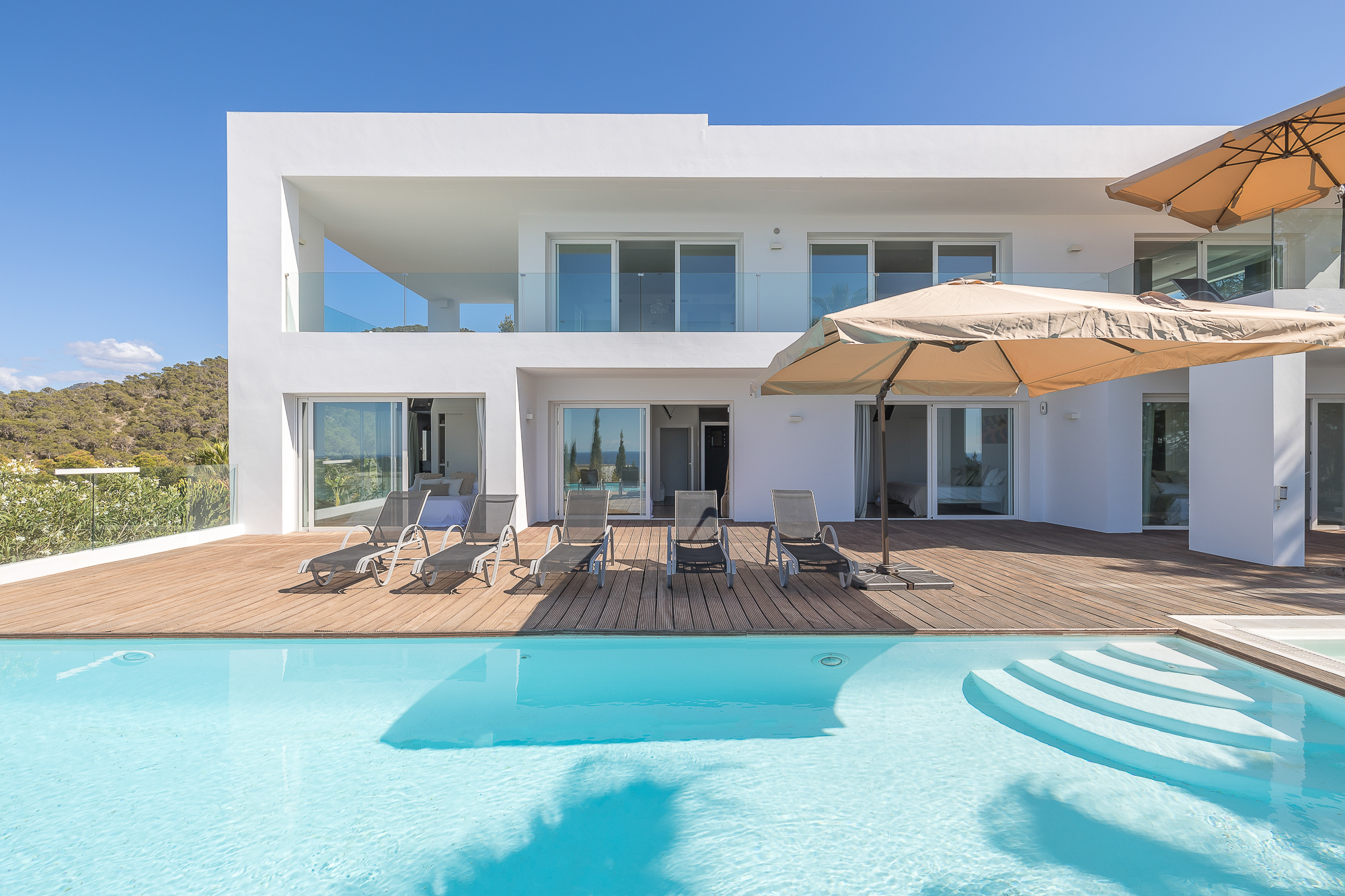 Resa Estates villa te koop sale Ibiza tourist license vergunning modern main house 2.jpg